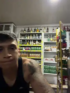 OliverWest04's Webcam Show