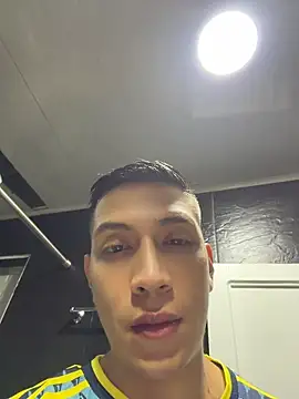 OliverWest04 Show Webcam