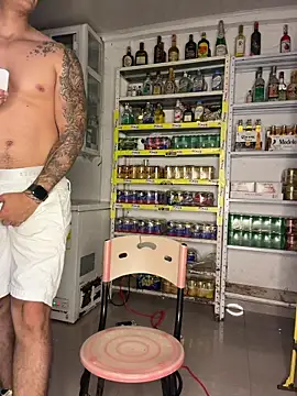 OliverWest04 – webcam-show