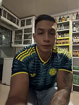 OliverWest04's Webcam Show