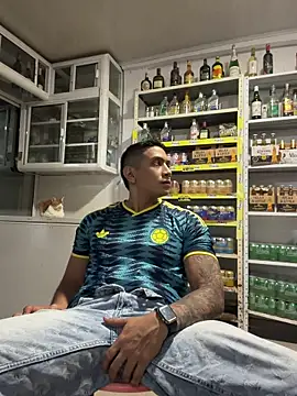 OliverWest04n Webbikameraesitys