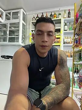 OliverWest04 webcam show