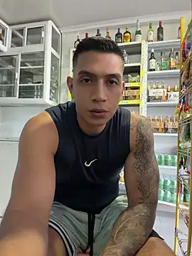 OliverWest04's Webcam Show