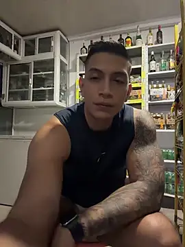 OliverWest04 Шоу с уебкамера