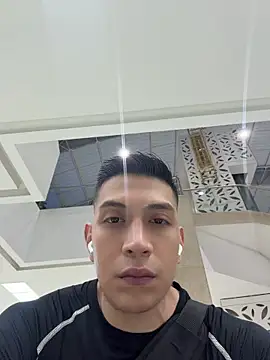 Show de OliverWest04 na webcam