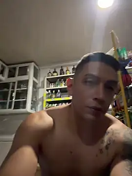 OliverWest04 Webcam-Show