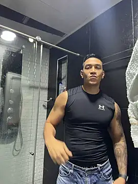 OliverWest04 Show Webcam