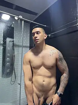 OliverWest04 Show Webcam