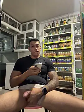 Show de OliverWest04 na webcam