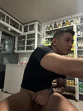 OliverWest04 Webcam-Show