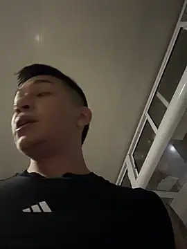 OliverWest04's Webcam Show