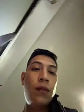 OliverWest04 Webcam show