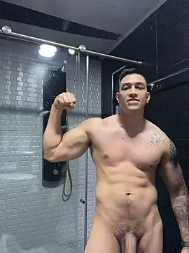 OliverWest04's Webcam Show