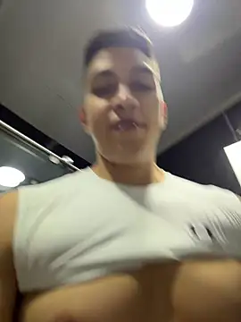 OliverWest04 Show Webcam