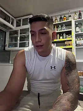 OliverWest04 webcam show