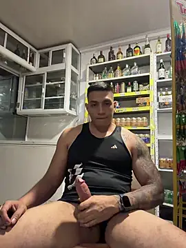OliverWest04 Show Webcam
