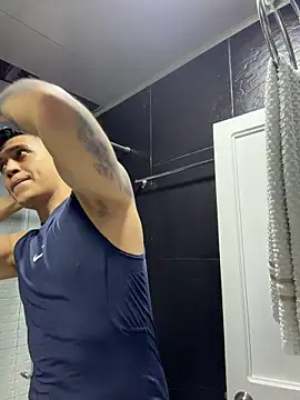 OliverWest04 Webcam show