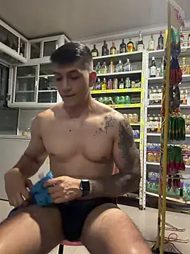 OliverWest04 Show Webcam