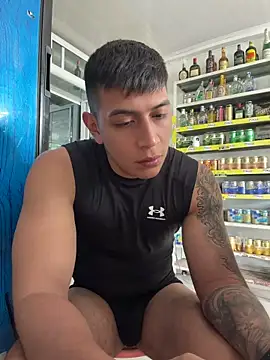 Show de OliverWest04 na webcam