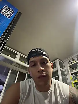 OliverWest04 在線直播表演