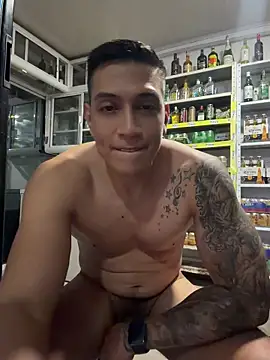 Show modela OliverWest04 na web-kameri