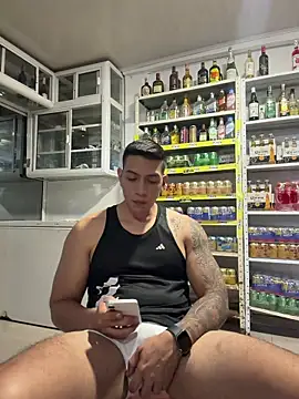 OliverWest04 Show Webcam