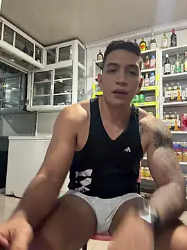 OliverWest04 Webcam-Show