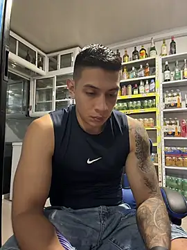 OliverWest04 webcam show