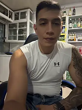 OliverWest04n Webbikameraesitys