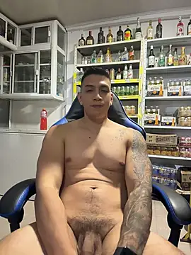 OliverWest04 Webcamshow