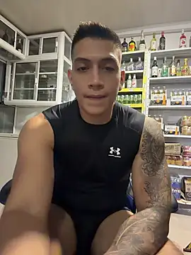 OliverWest04 Show Webcam