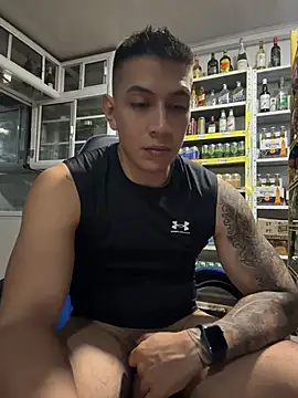 OliverWest04 Show Webcam