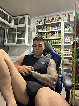 OliverWest04 Webcam Show