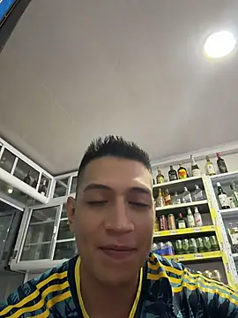 OliverWest04 Show Webcam