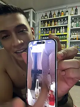 OliverWest04 Show Webcam
