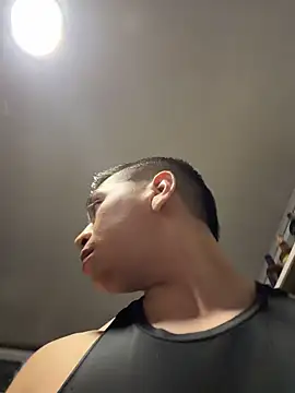 OliverWest04 Webcam-Show