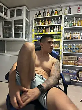 Show de OliverWest04 na webcam