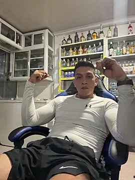 OliverWest04 Webcam Show