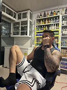 OliverWest04 webcam show