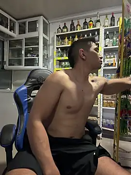 OliverWest04 Show Webcam