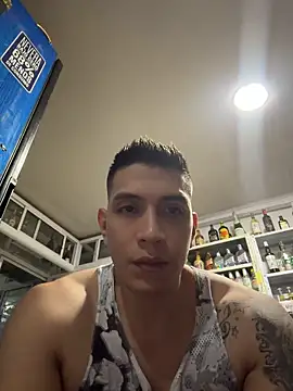 OliverWest04's Webcam Show