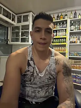 OliverWest04 Webcam show