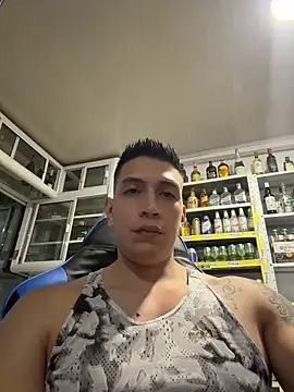 OliverWest04 Webcam-Show