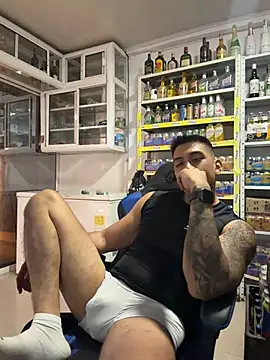 OliverWest04 Webcamshow