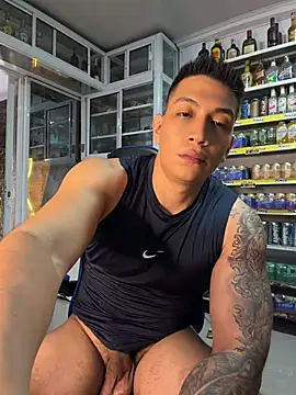 OliverWest04 webcam show