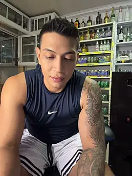 Show de webcam de OliverWest04