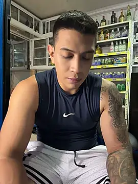 OliverWest04 Webcamshow
