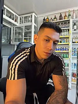 عرض كام OliverWest04