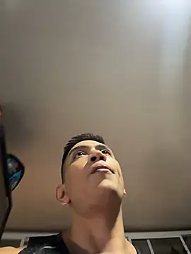 OliverWest04 Show Webcam