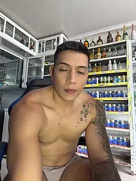 Show de webcam de OliverWest04